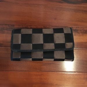 Checkered ribbon wallet